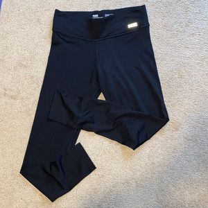 Victoria’s Secret Pink Ultimate Yoga M